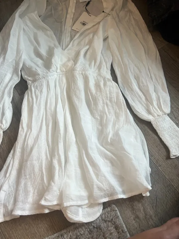 NWT Hello Molly POETRY IN THE SUN ROMPER WHITE size 2 - Image 10
