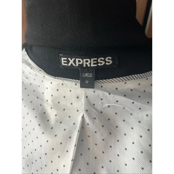 Express black work blazer size 12 one button stylish work attire - Image 6