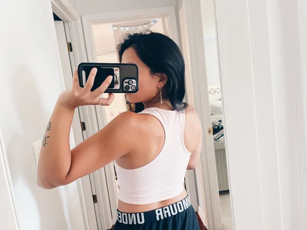 Gymshark cropped workout tank - Image 3