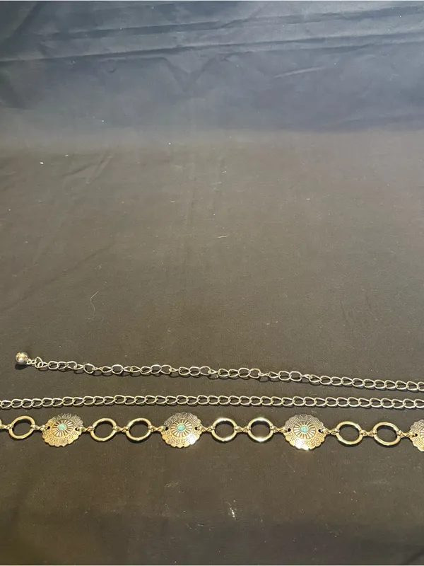 Silver-Tone Turquoise Accents Chain Link Concho Western Belt - Image 3