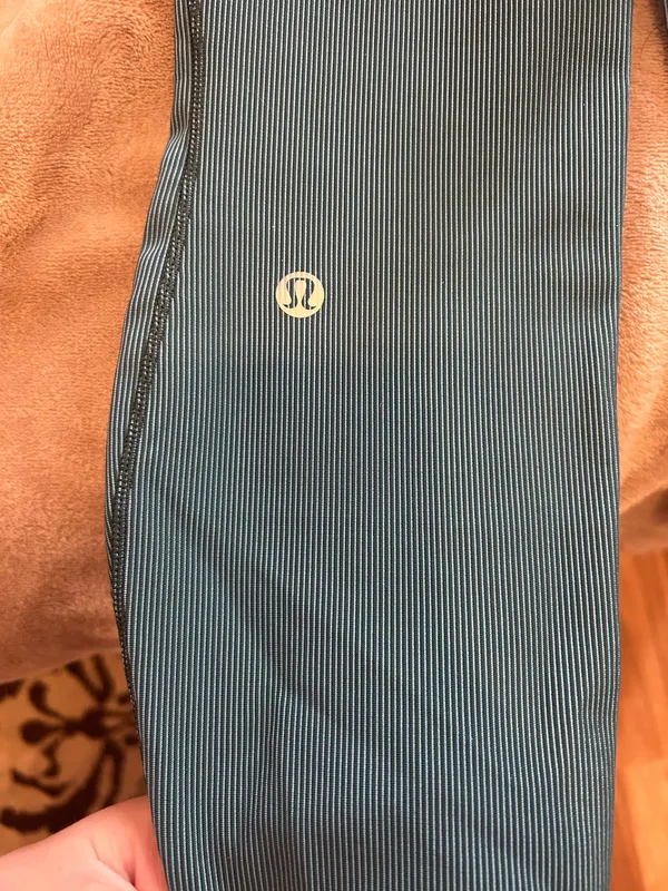 Ribbed Lululemon Leggings - Image 2