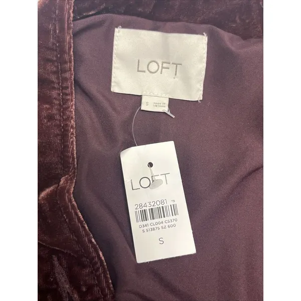 Loft Women’s Velvet Gorgeous Red Button Down Jacket Long Sleeve Pockets Small - Image 11