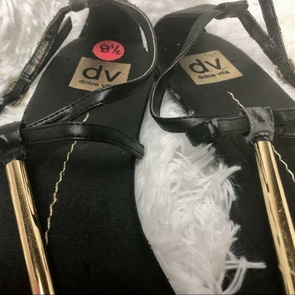 Dolce Vita Leather Sandals Black and Gold Size 8.5 - Image 4