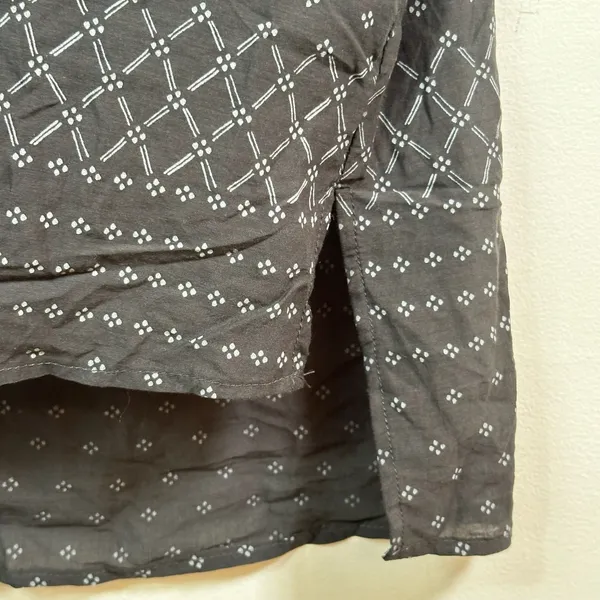 Two by Vince Camuto Sleeveless Button Down Shirt XL Black Geometric High-Low NEW - Image 7
