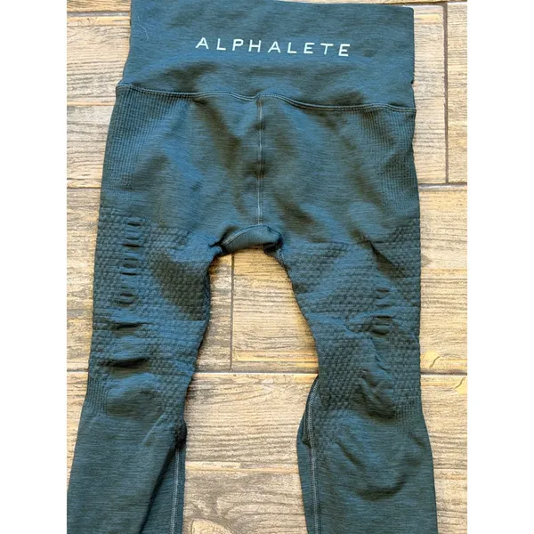 Alphalete Aero High Waisted‎ Seamless Leggings Dark Grey Scrunch Leg Size Small - Image 5