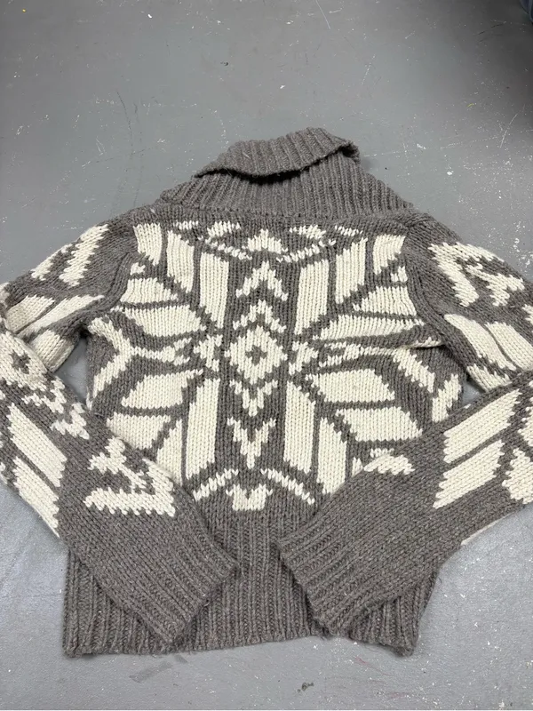 American Eagle Outfitters Y2K Gray Nordic Grandmacore Womens XL - Image 7