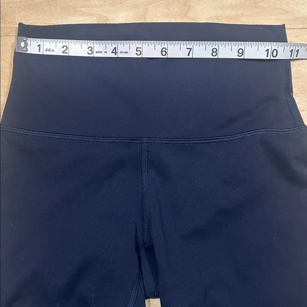 Lululemon Wunder Train High-Rise Short Sz 4 - Image 8