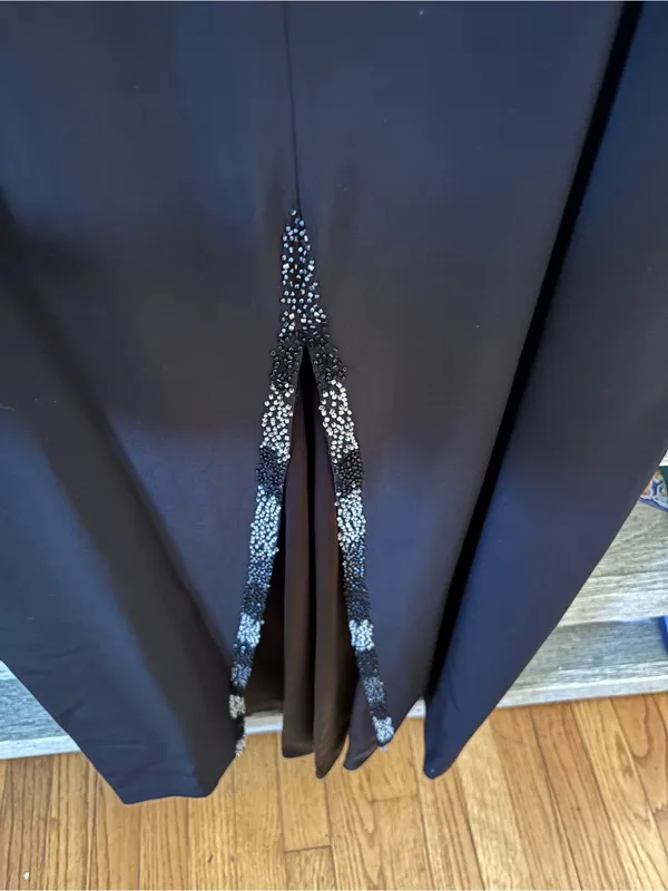 Classic Black Sleeveless Wedding Gown with Sparkle Trim - Image 7