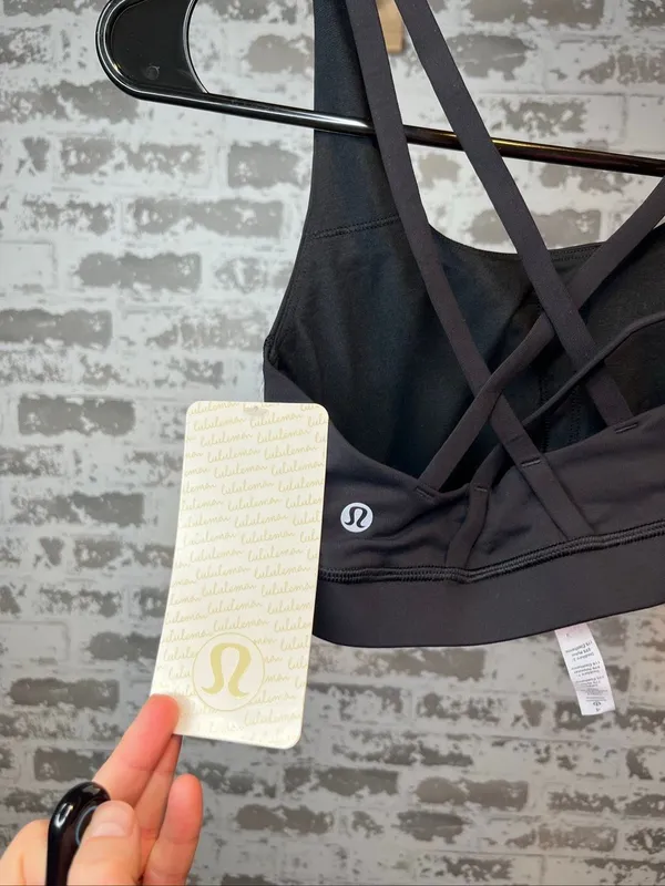 Lululemon | women nwt black energy bra with pads - Image 5