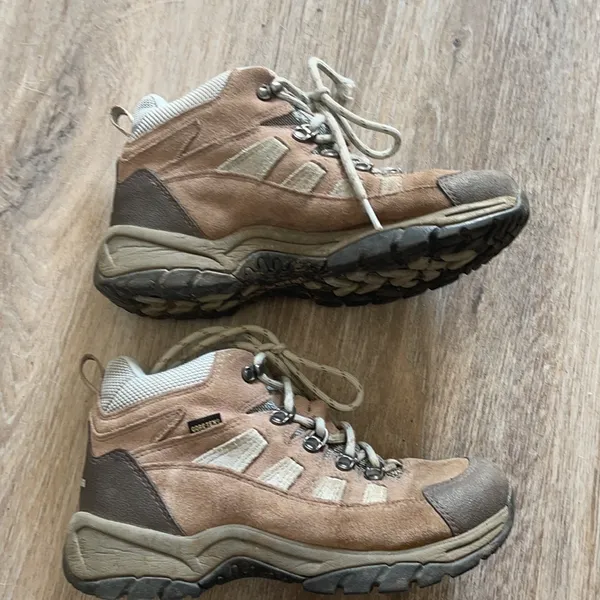 L.L Bean Hiking Shoes - Image 6