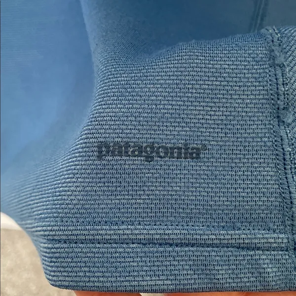 Patagonia Light Blue Quarter Zip Pullover Medium - Image 3