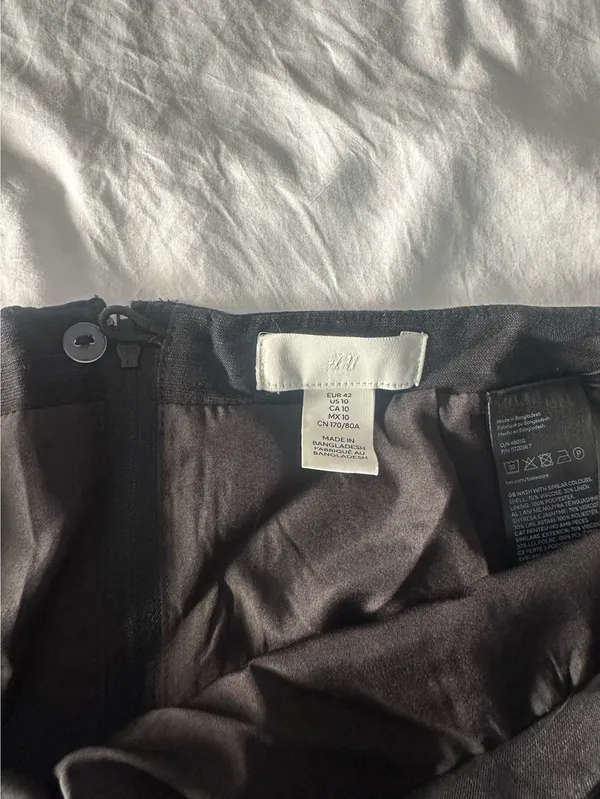 Black Mini Skirt H&M - Image 2