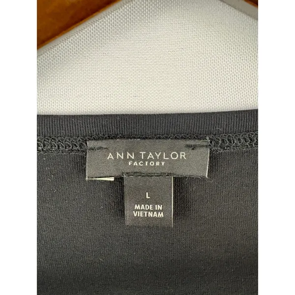 Women’s Ann Taylor Factory Large Black 3/4 Sleeve Blouse - Image 4