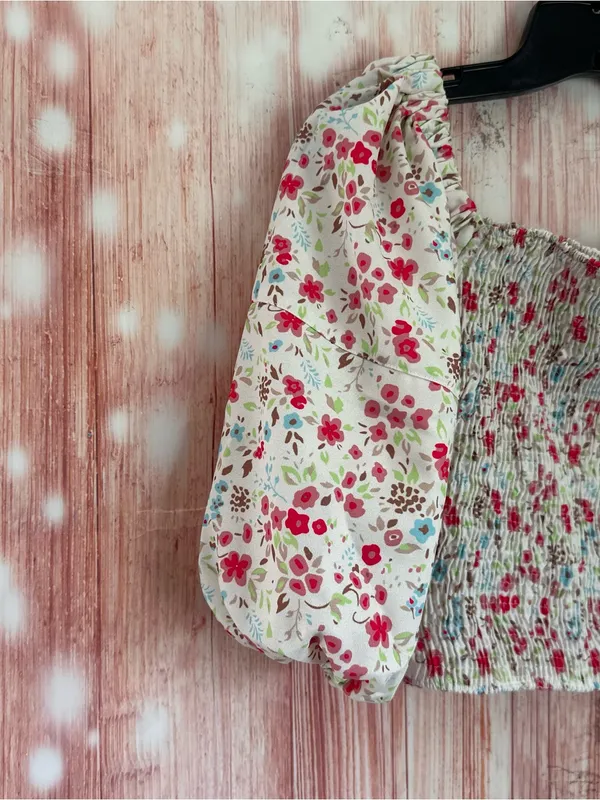 Sokie Collective White Puff Sleeve Greenwich Ditsy Floral Smocked Top Sz M - Image 7