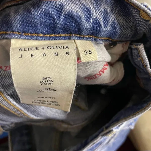 Alice + Olivia Amazing Double Waist Straight Leg Jeans in Watch Me- Size 25 - Image 9