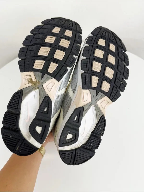 Vintage y2k Nike Downshifter II Sneakers Womens Shoes White Pink - Image 7