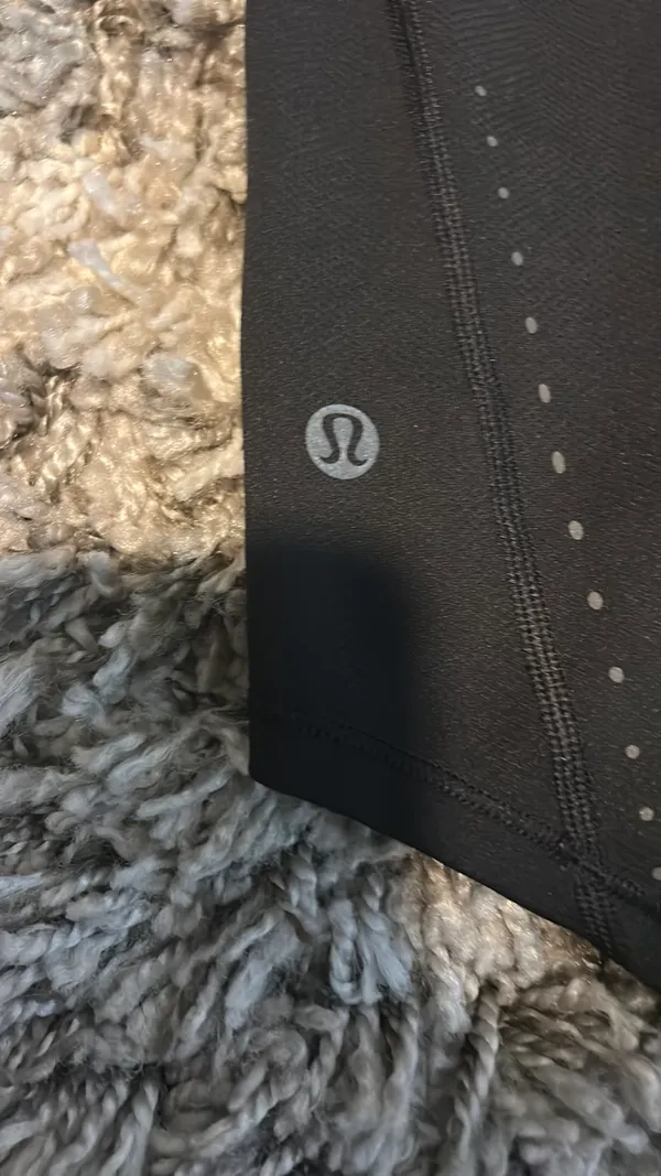 Lululemon Black Mesh Tee - Image 3