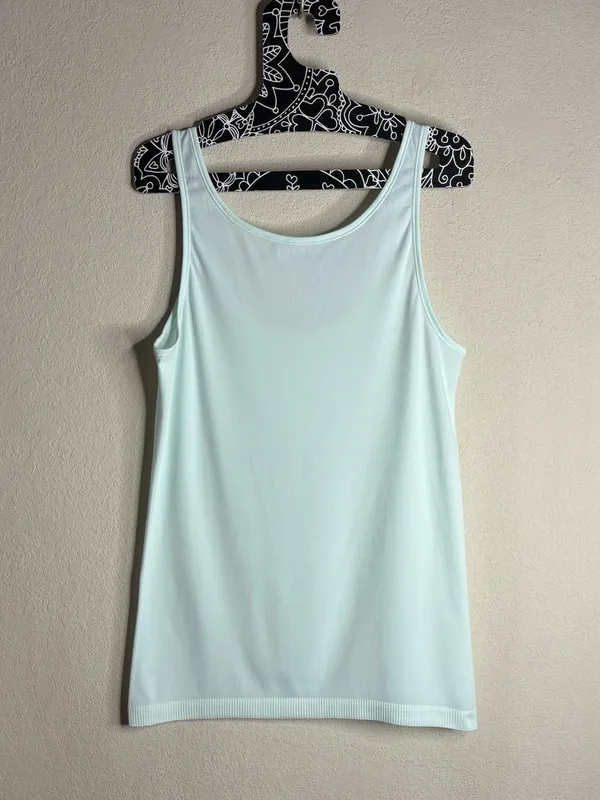 Lululemon Seek Simplicity Tank Polar Ice size 12 - Image 2
