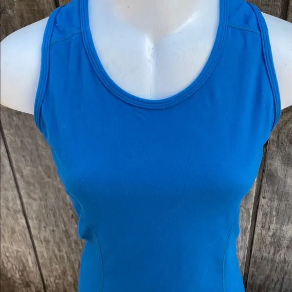 Lululemon Fitted Blue Racerback Tank Top Size 4/6 - Image 6