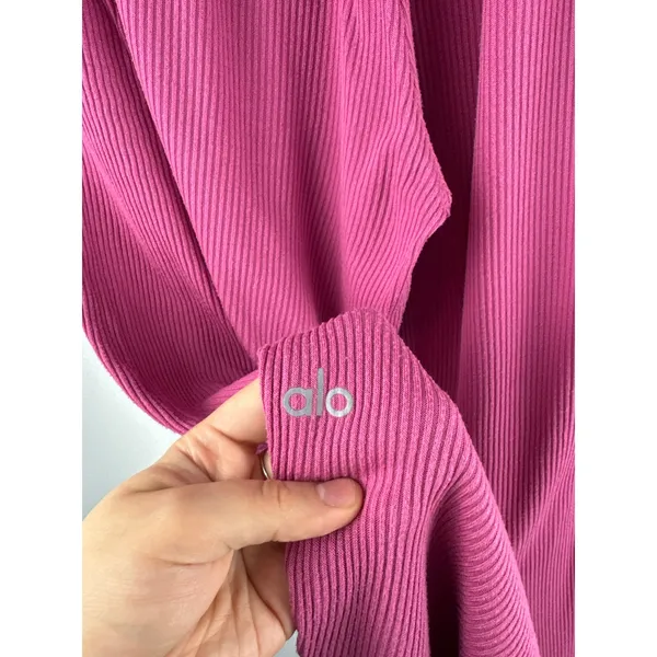 Women’s Alo Yoga Small Mauvish Pink Ribbed Pants - Image 4