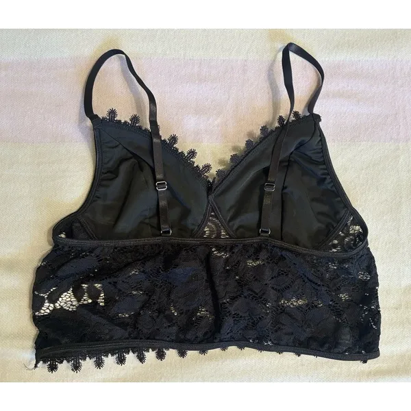 CUPSHE Black Lace Bralette Size XL Adj Straps Hook Close Soft Cups Lingerie - Image 2