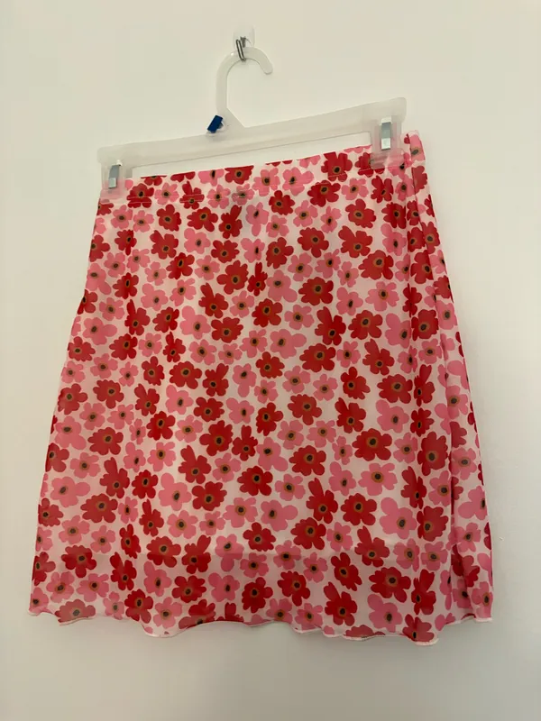 SHEIN Pink Floral Mini Skit Size XS - Image 2