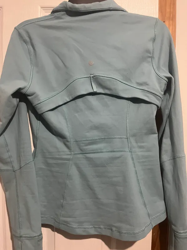 Define Jacket - Image 3