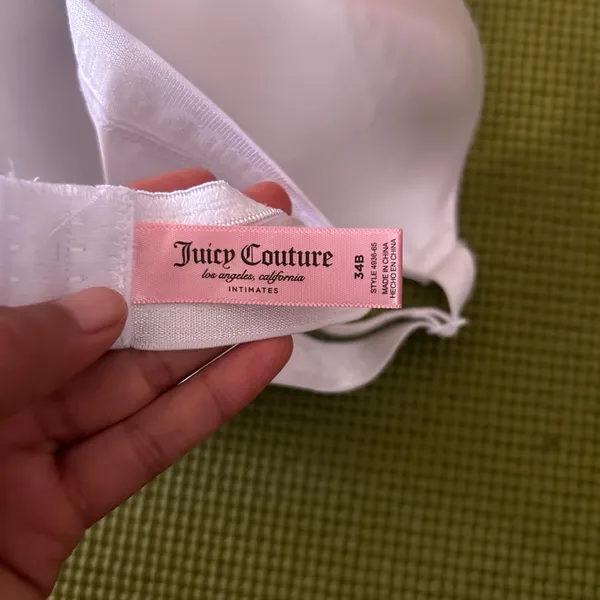 White juicy couture underwire bra - Image 4