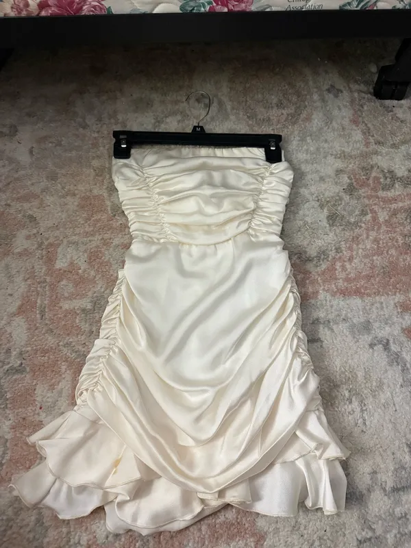 Lucy in the Sky Dress White - Image 4