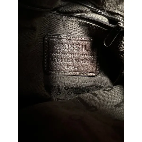 Vintage Y2K Fossil Genuine Leather Crossbody Bag – Distressed Brown Key Charm - Image 10