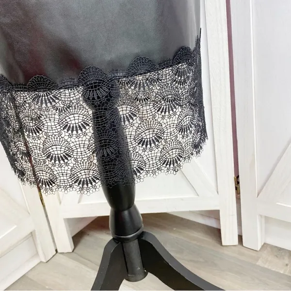 Michael Kors Lace Trim Faux Leather Slip Skirt‎ Black Midi Pencil Elastic XS - Image 7