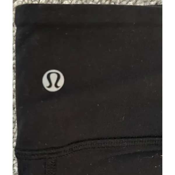 Lululemon Wunder Under Size 8 Black Luon Crop Cropped - Some Pilling, See Photos - Image 2
