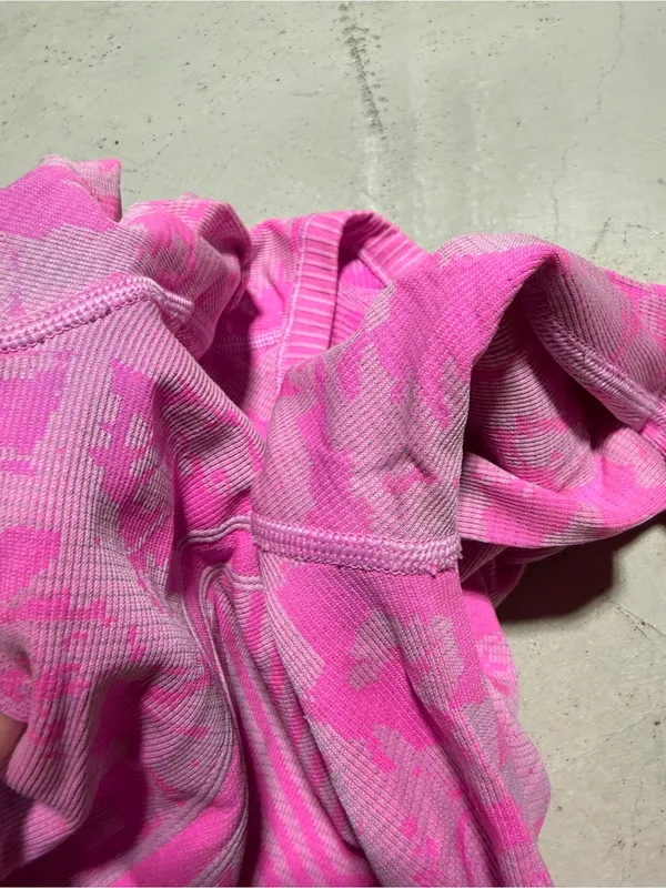 Lululemon swiftly tech Women's Seamless Long-Sleeve Active Top Bright Pink 4 - Image 9
