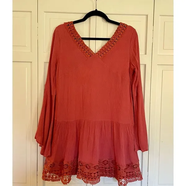 Altar’d state orange coral crochet trim bell sleeve dress m - Image 5