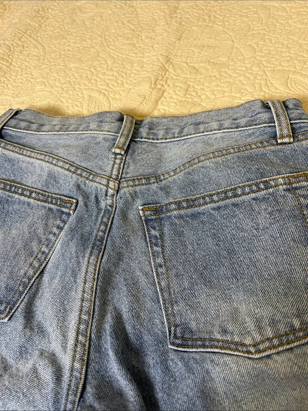 Straight Leg Women’s Jeans in Light Blue - Image 5
