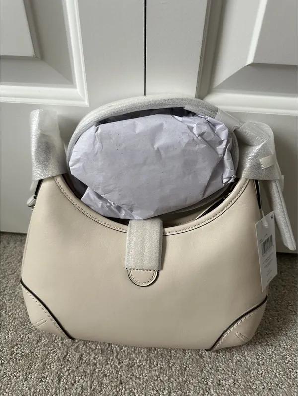 Coach Originals Hamptons 2005 Hobo Shoulder Bag NWT Silver/Chalk - Image 3