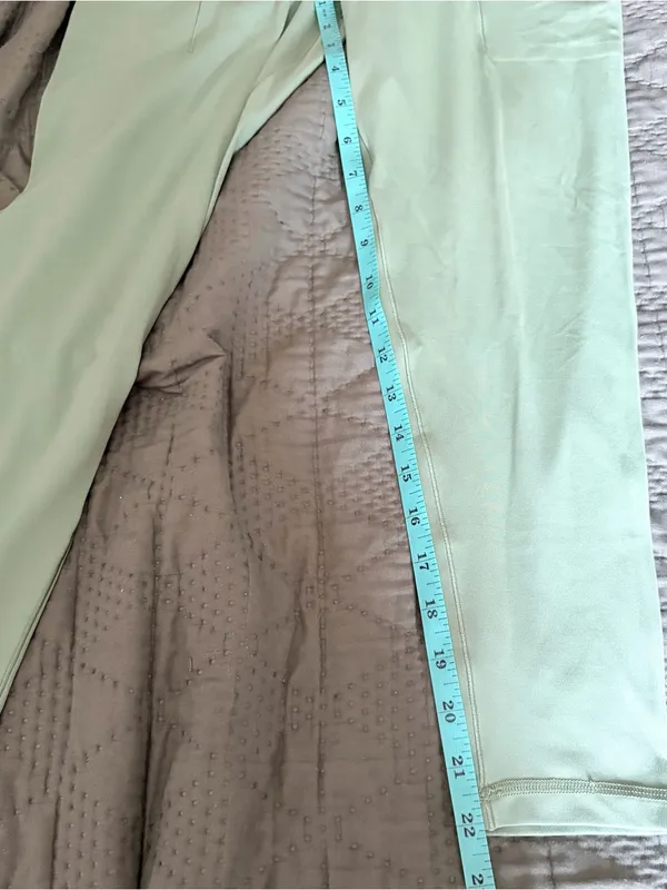 Aerie OFFLINE Real Me High Rise 7/8 Leggings Green Medium Short Inseam - Image 7