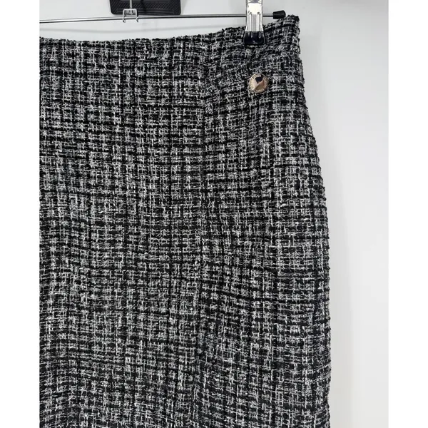 Calvin Klein Women's Tweed Miniskirt Size 6 - Image 6