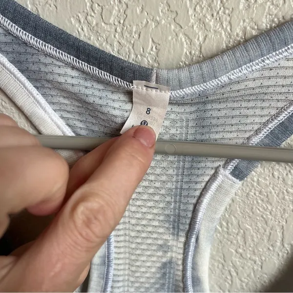 Lululemon Swiftly Tech Tank Blue Tie Dye - Image 4