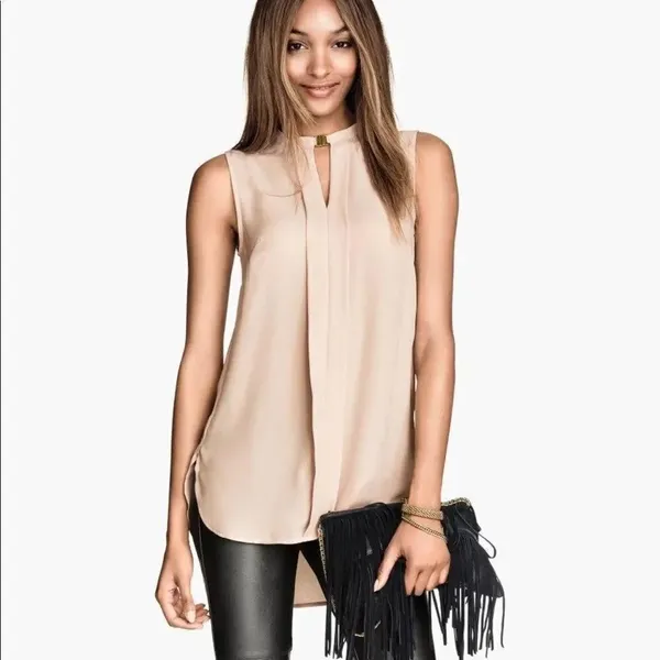 ✨H&M Dark Gray Sleeveless Blouse✨ - Image 8