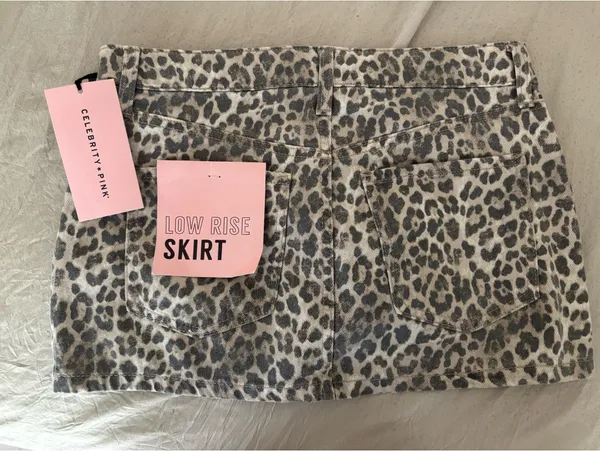 Celebrity Pink Mini Skirt - Image 2