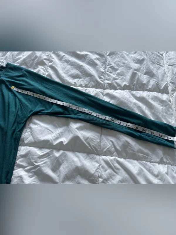 Beyond Yoga Featherweight Daydreamer Teal Long Sleeve Medium Pullover Top - Image 8