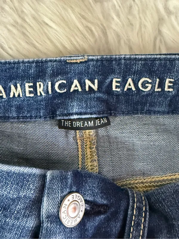 American Eagle Dream Jean Curvy Super Hi-Rise Jegging Size 4 Short Distressed - Image 5