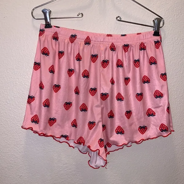 Amazon Woman’s two piece pink strawberry sexy set pajama set - Image 4