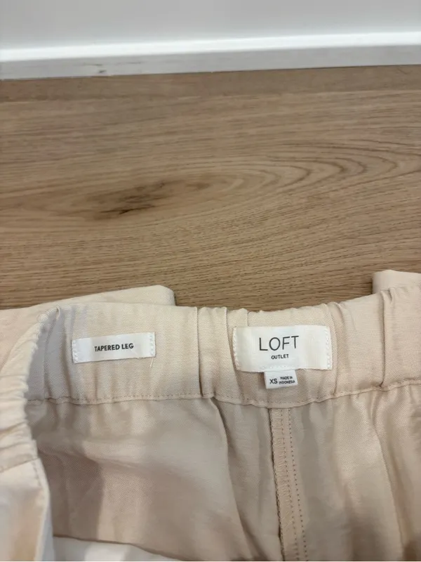 LOFT Cream Straight-Leg Dress Pants Size XS - Image 3