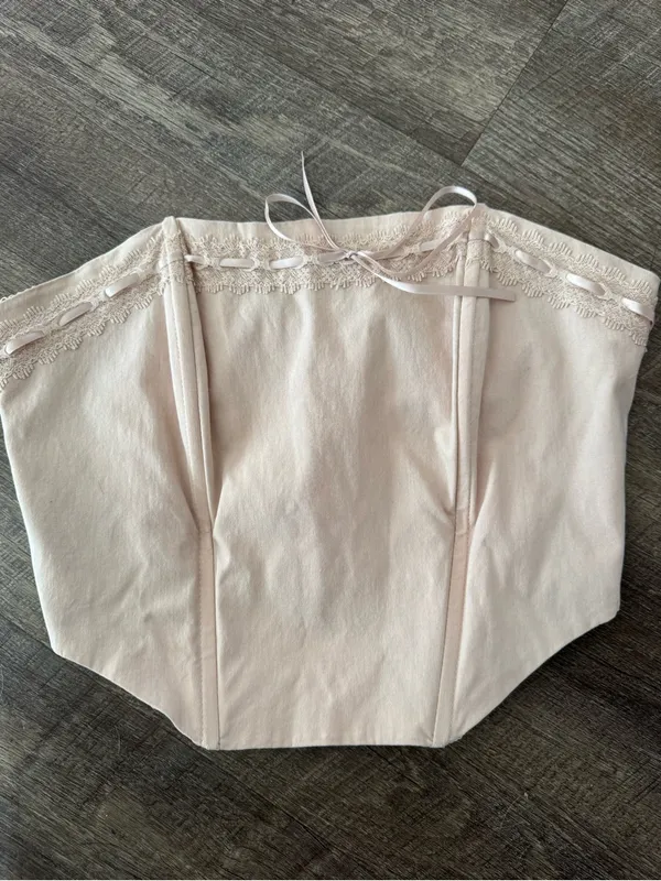 Beverly And Beck Pink Lace Corset Top - Image 2