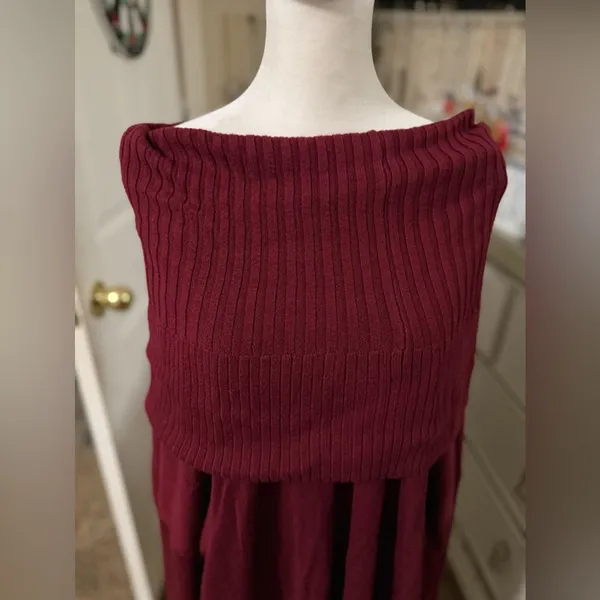 Red‎ off shoulder pullover sweater Red Size 2X - Image 2