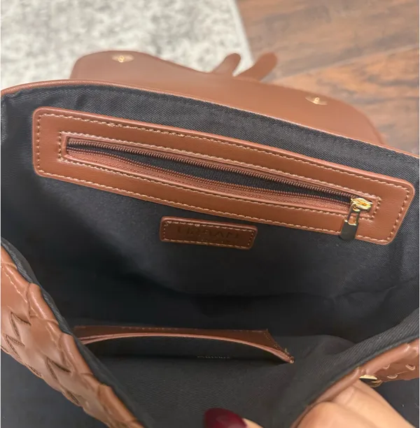 Urban Expression Saddle Purse - Image 3