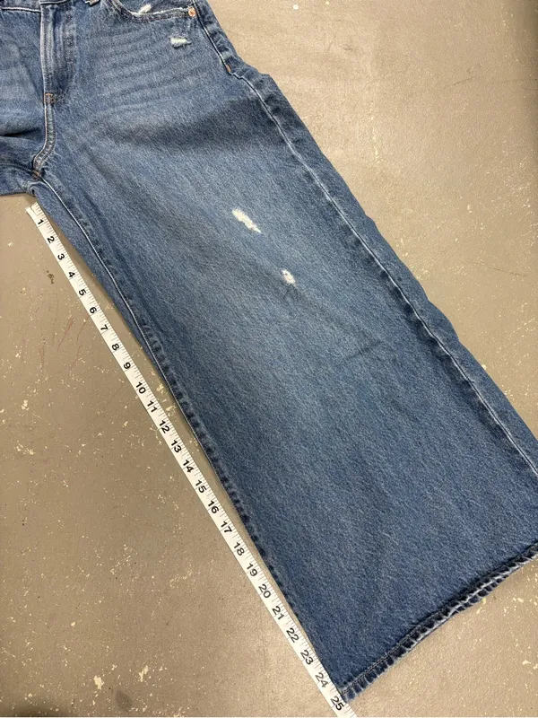 Express Distressed High Rise Wide Leg Crop Jeans Womens 2 Regular - Image 4