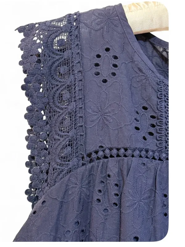Knox Rose Women’s Boho Navy Eyelet Embroidered Lace Sleeveless Tank Blouse SizeS - Image 8